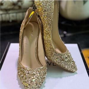 Nine West “Decadent” Gold Glitter High Heels New With Tag